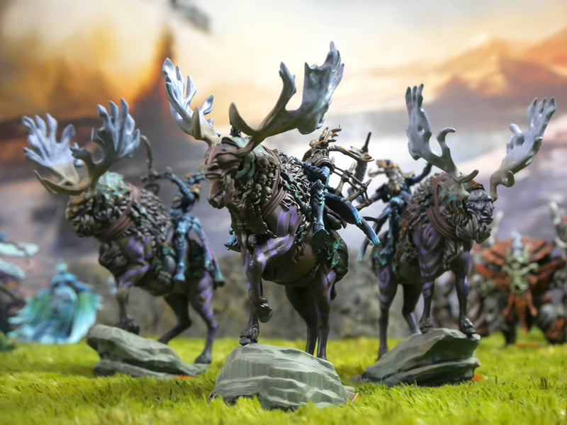 [Pre-order] Weaver Courts: Gemred Knights (pronounced Gevra-Nights)